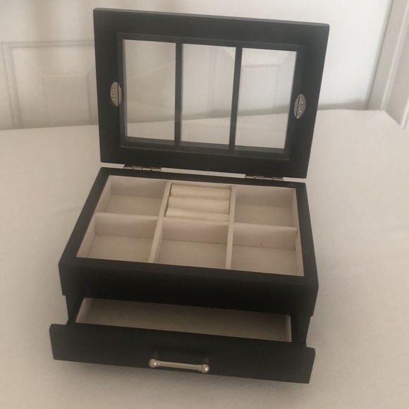 Black Jewelry Box - Picture 5 of 11